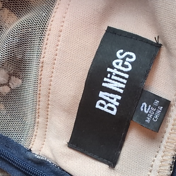 Women's Long Dress - Picture 6 of 8